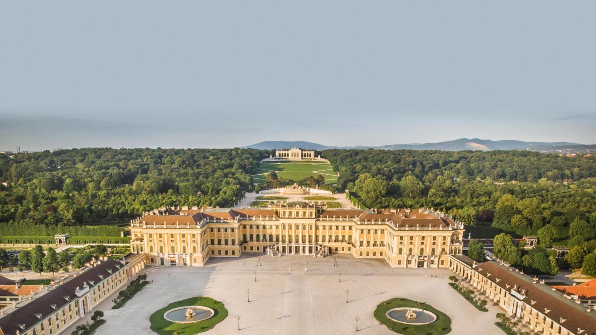 Royal Deluxe-Free Garage,Near Schoenbrunn Palace Wiedeń Zewnętrze zdjęcie